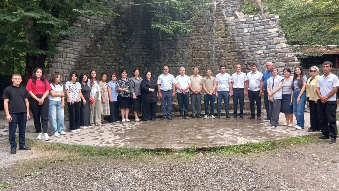 Yay mövsümündə üzvlər üçün istirahət proqramları həyata keçirilir.